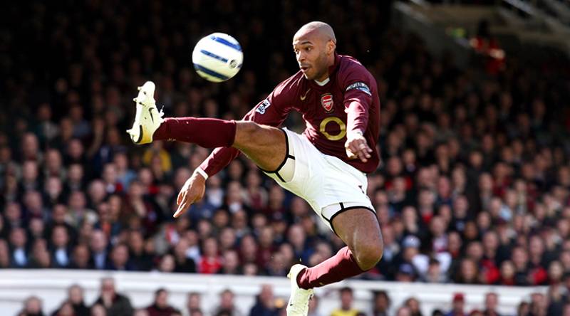 Thierry Henry passing